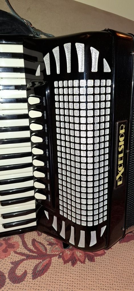 Akordeon 72 basy Excelsior