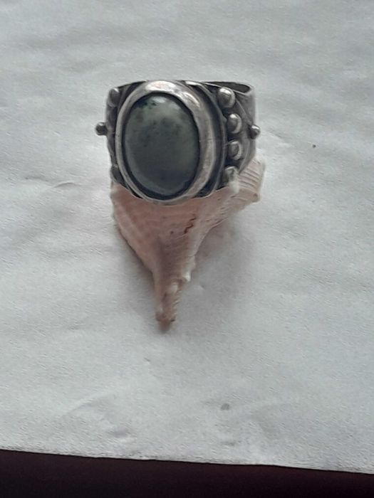 Srebrny pierścien z agatem