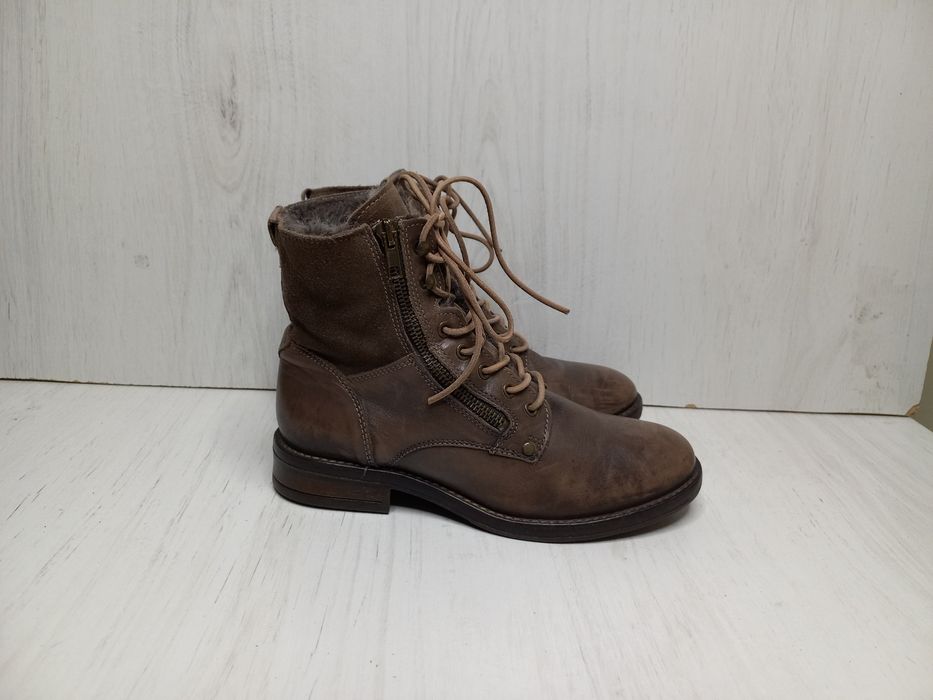 Утелені черевики San Marina