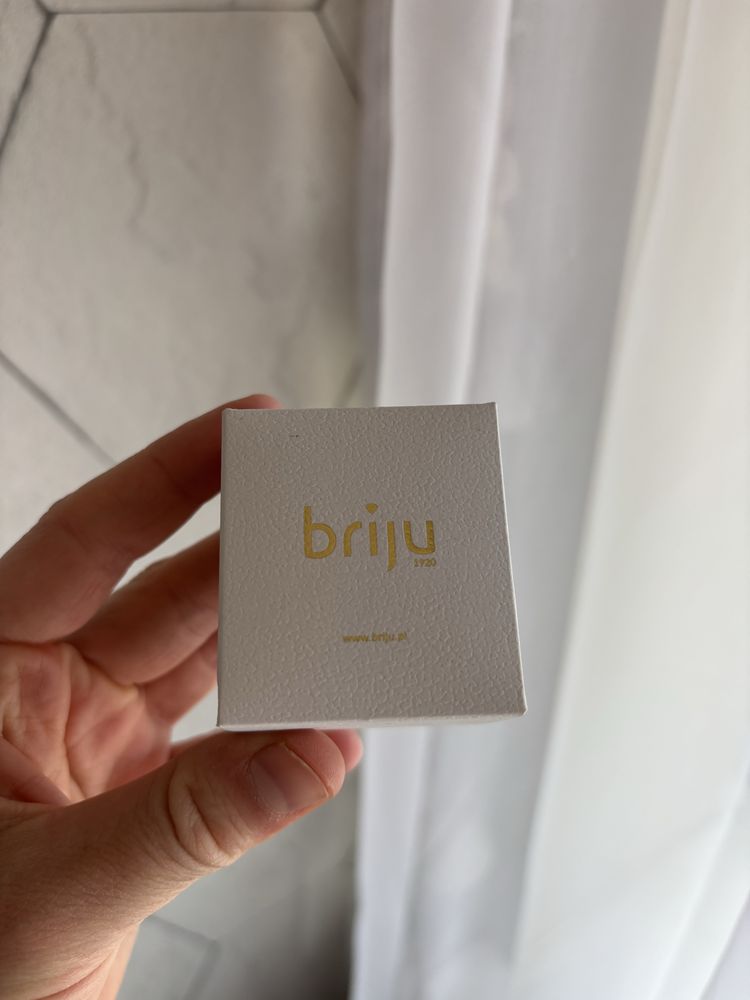 Kolczyki briju.