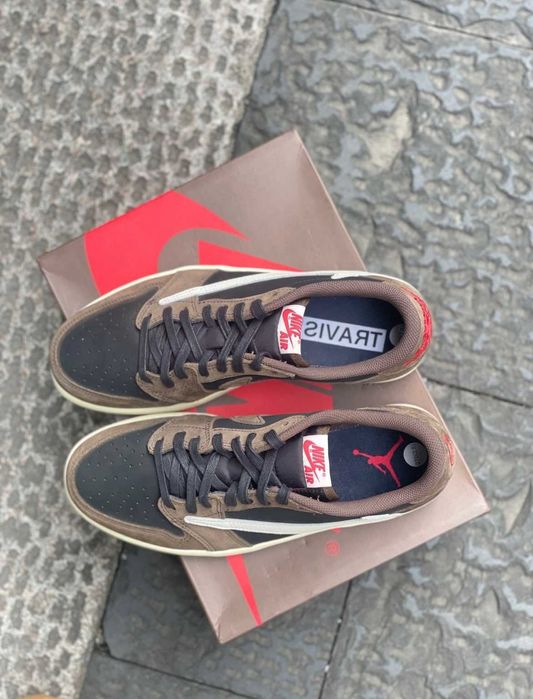 "Buty sportowe Jordan_1_Retro_High_OG_SP_Travis_Scott_Mocha r.46