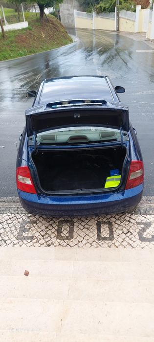 Kia Cerato EX 1.6 CRDi diesel ano2008 insp6/2026 ar condicionado