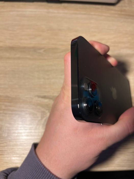 iPhone 12Pro Max 256gb. Состояние практично ідеальне.