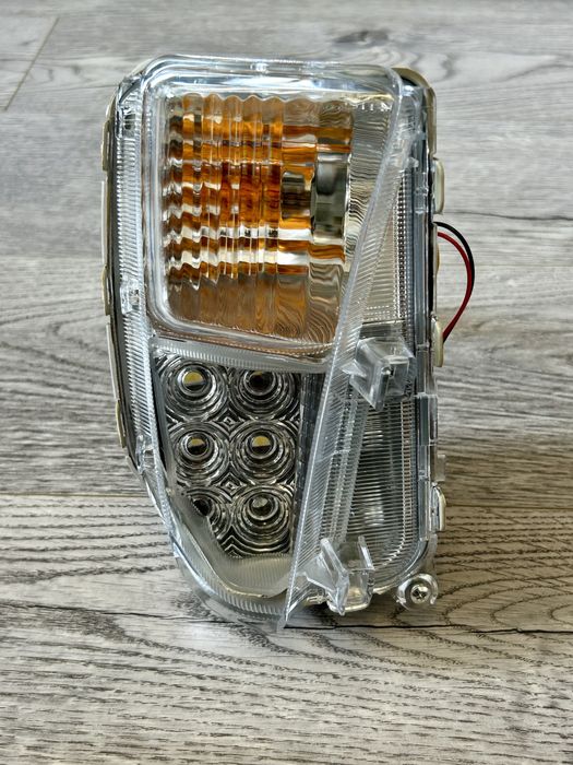 фари, туманки TOYOTA PRIUS 09-15 LED денне світло+ поворот. ДХО