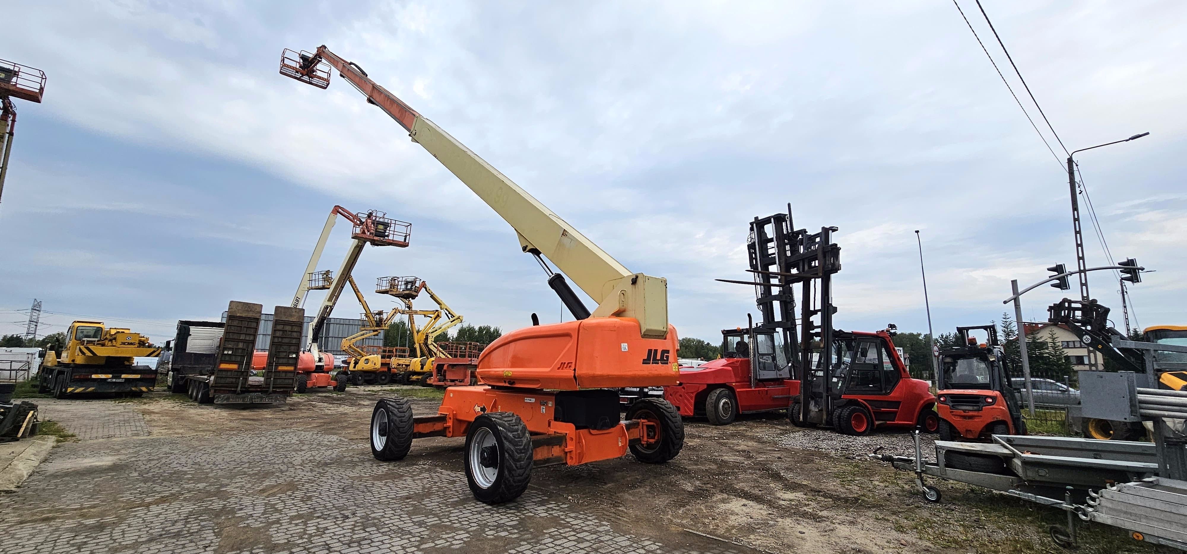 Wynajem Podnośnika JLG 1350 JLG 1250 Genie s 125 WYSOKOŚĆ 43,5 M