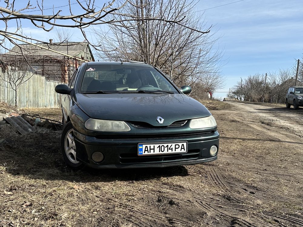 Renault laguna 1