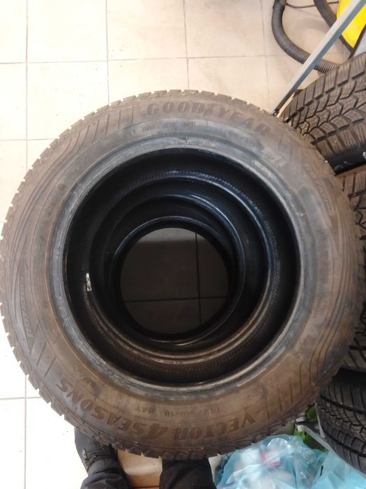 Goodyear Vector 4Seasons 185/60R15 – Opony Wielosezonowe
