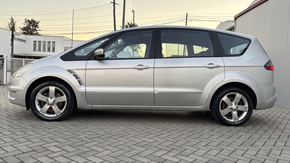 Ford s-max 140 cavalos