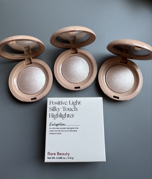 Хайлайтер Rare beauty