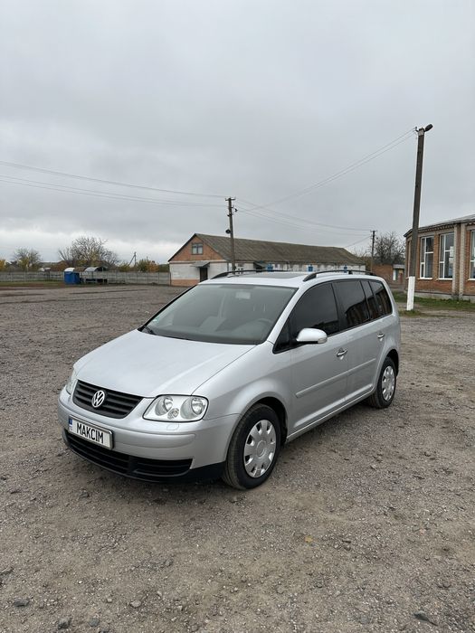 Volkswagen Touran 2005 року | 1.6 бензин/газ | Гарна комплектація