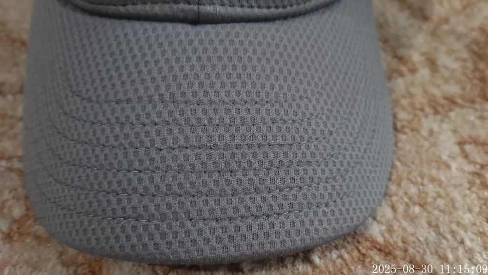 Czapki z daszkiem Under Armour r. S/M dziecięca