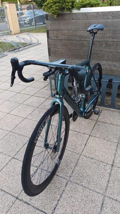 Canyon Ultimate CF SLX 8 Disc eTap