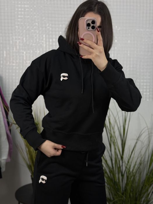 Новий жіночий костюм karl lagerfeld