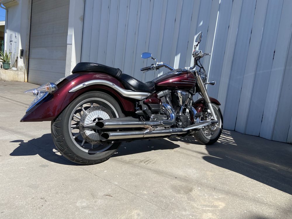 Yamaha XV 1900 Midnight Star