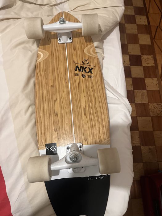 Surf skate quase quase novo