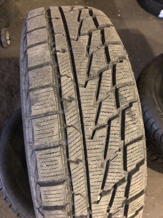 Шини зима 195/65/15 Премиори