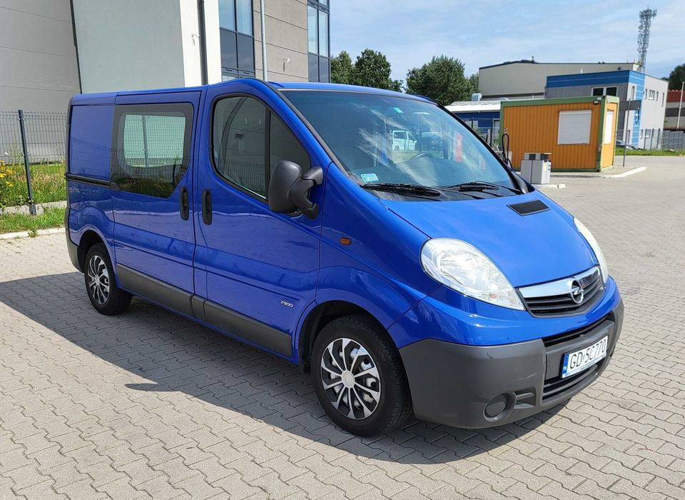 Opel Vivaro 2,5 CDTI L1H1 (pełna faktura VAT23%)