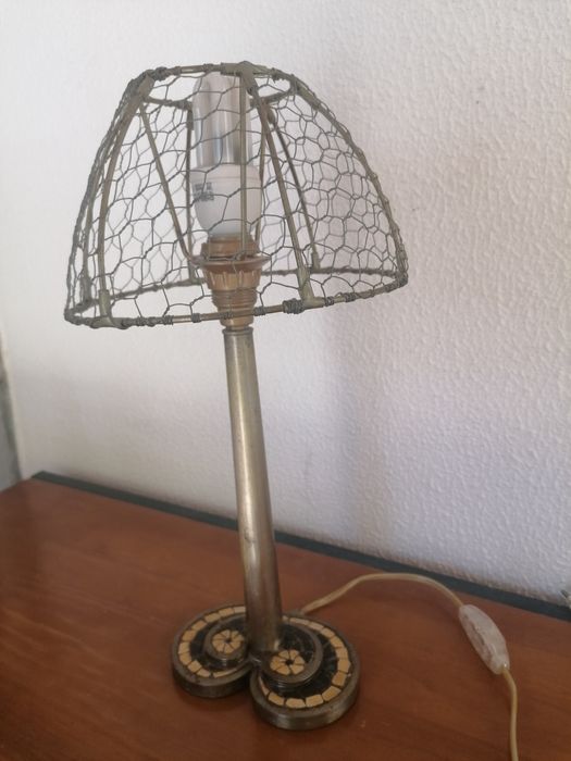 candeeiro feito manualmente