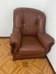Sofa cama completo, duas televisoes , um pedra , mesa de centro