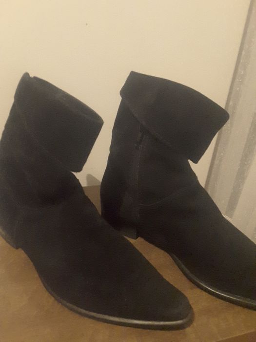 Стильні  жіночі  чобітки , р  38