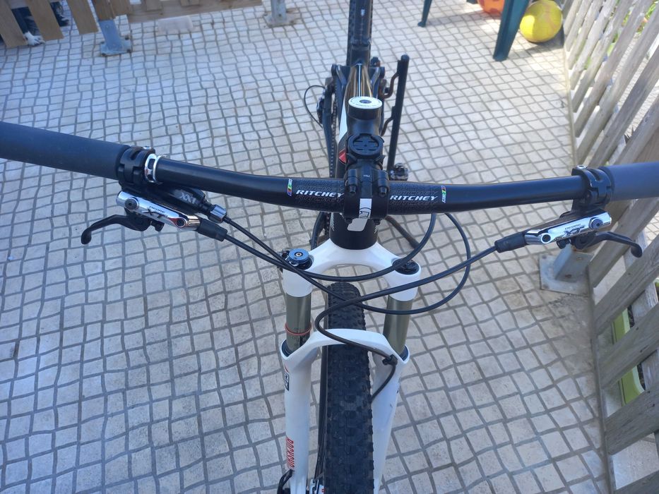 Cube ams full carbon 29er