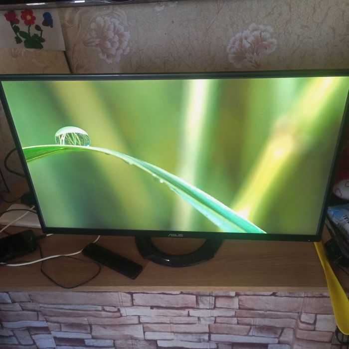 Монитор Asus 27.