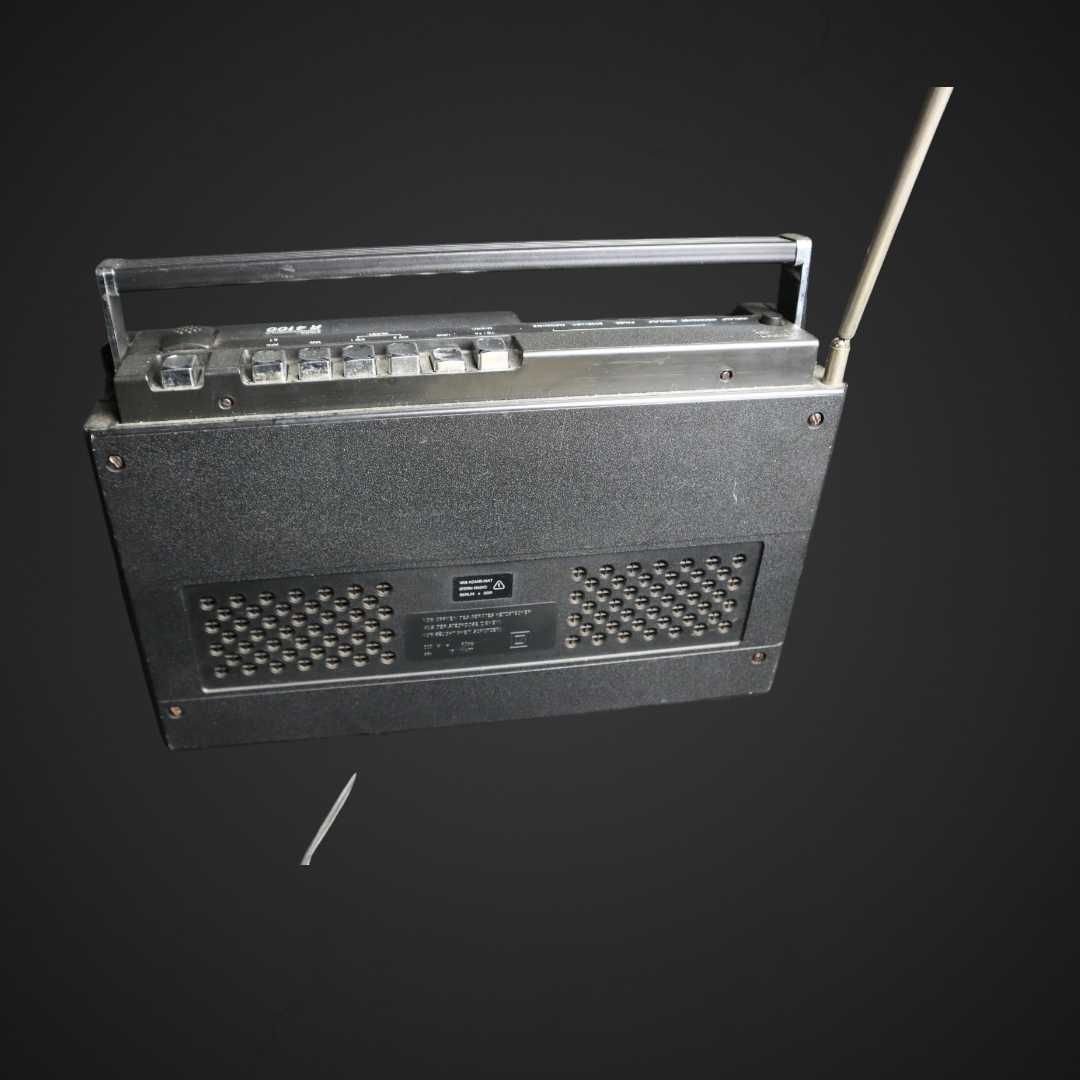 Radioodtwarzacz RFT R4100  kaseciak  b51/032375