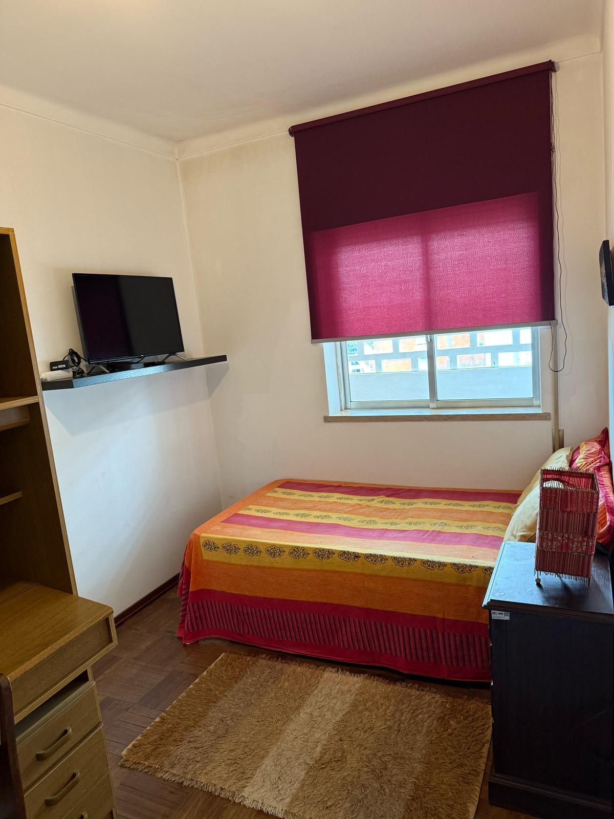 Aluguer de quarto solteiro