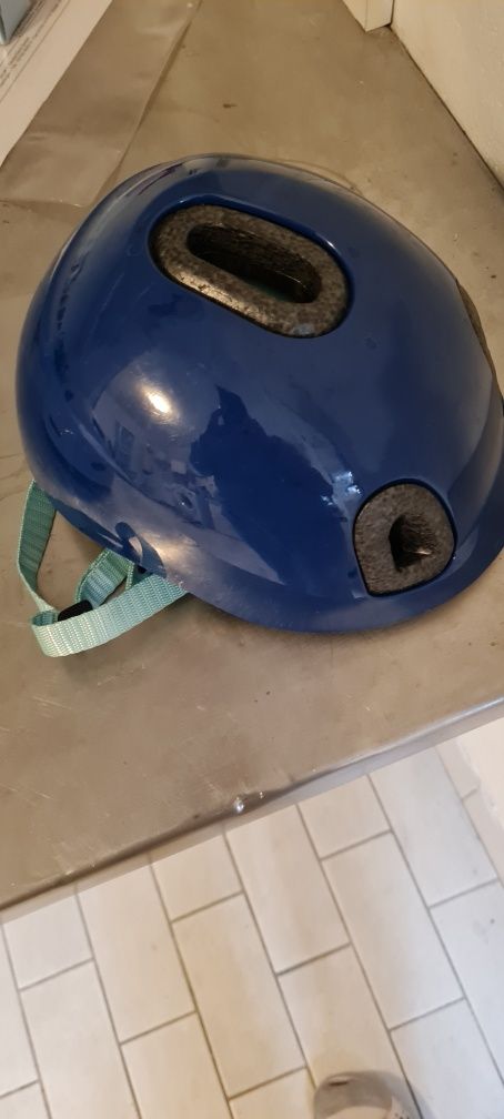 Sprzedam kask dziecięcy