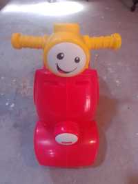 Vendo mota de criança Fisherprice estilo vespa