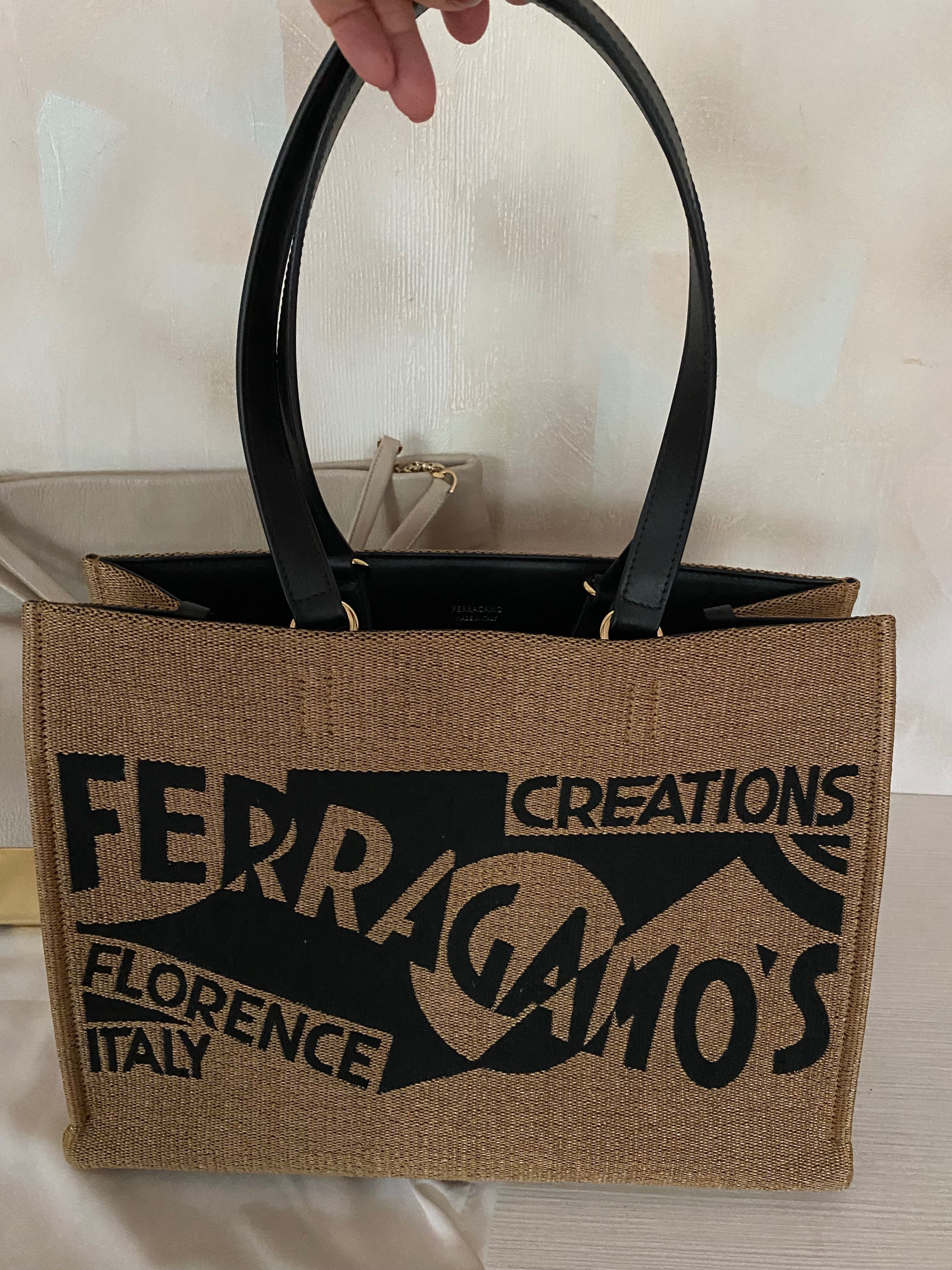 Продам тоут, шоппер Salvatore Ferragamo оригінал
