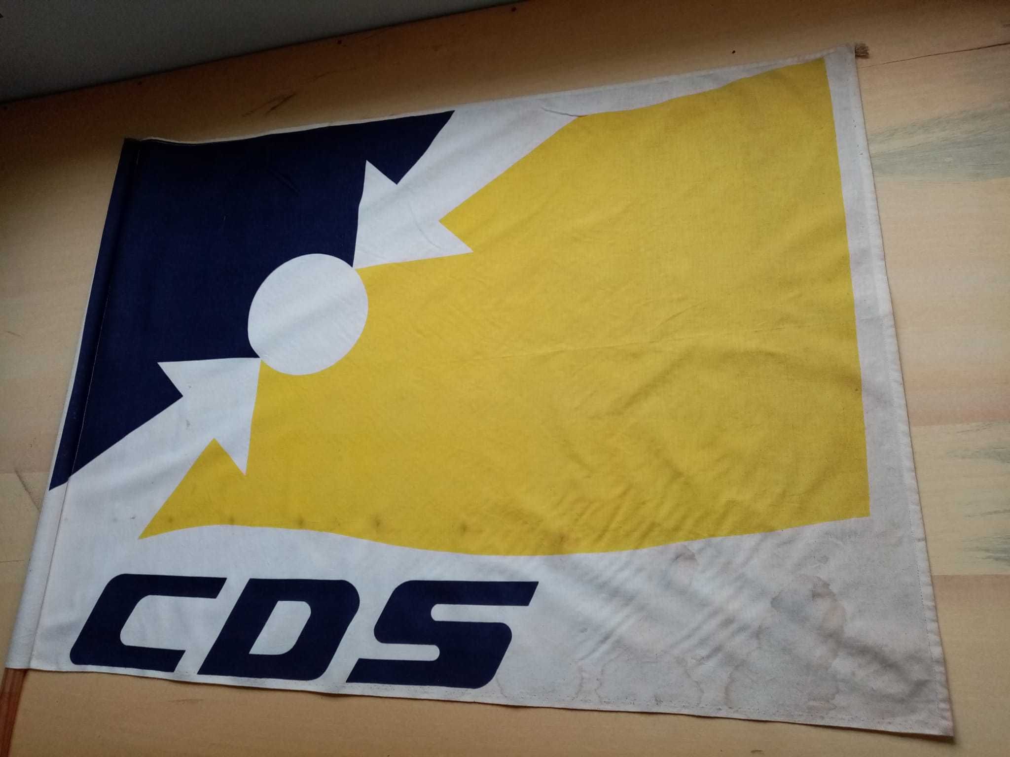 Bandeira do CDS, do final dos anos 80