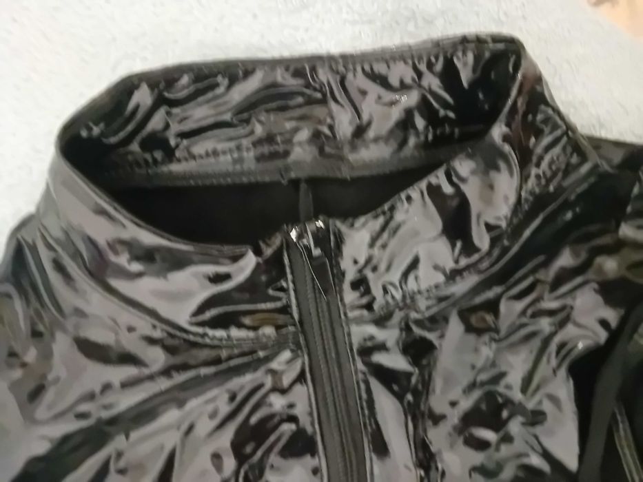 Bodie couro falso manga acava