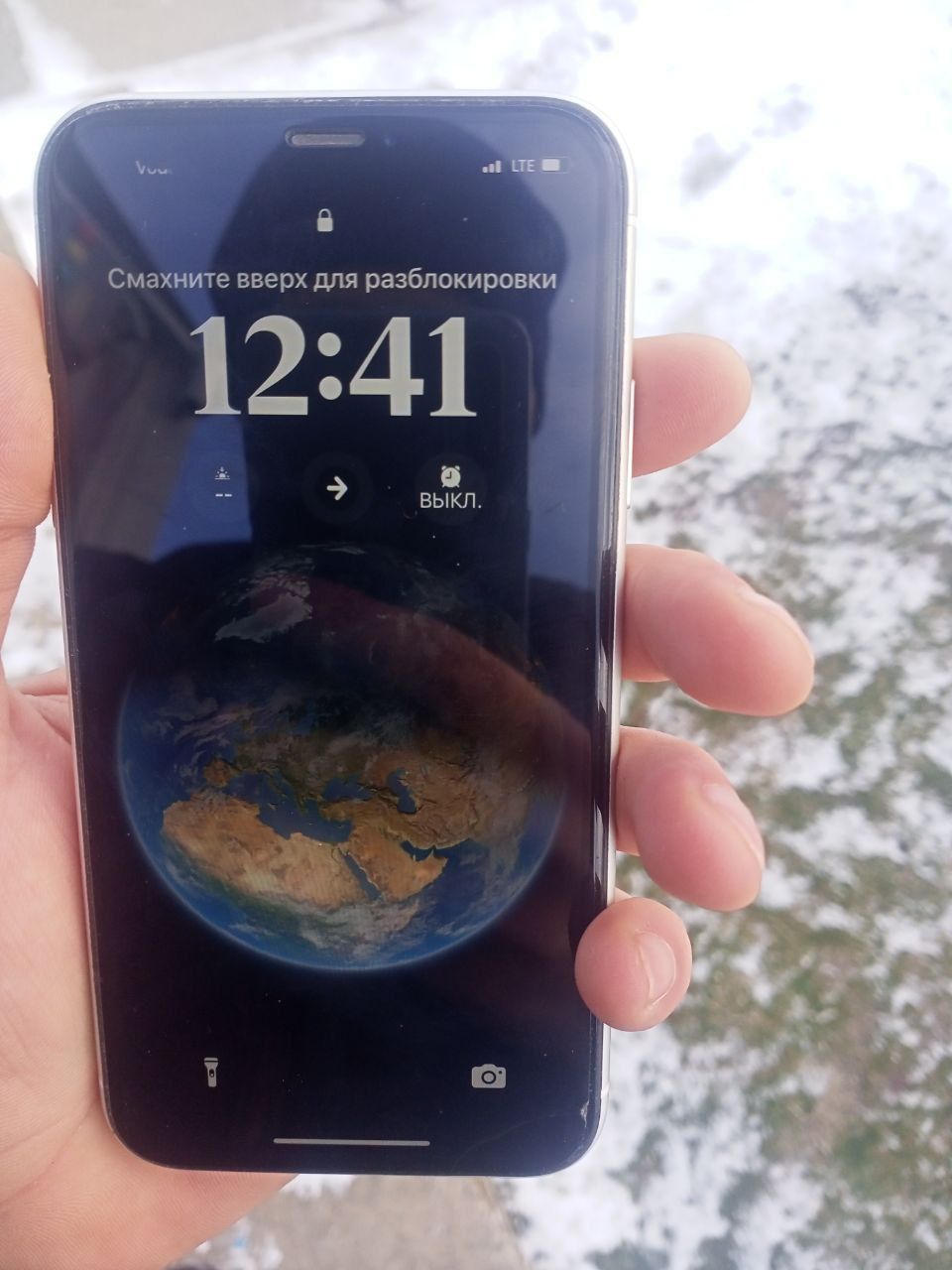 iPhone xr 64gb..