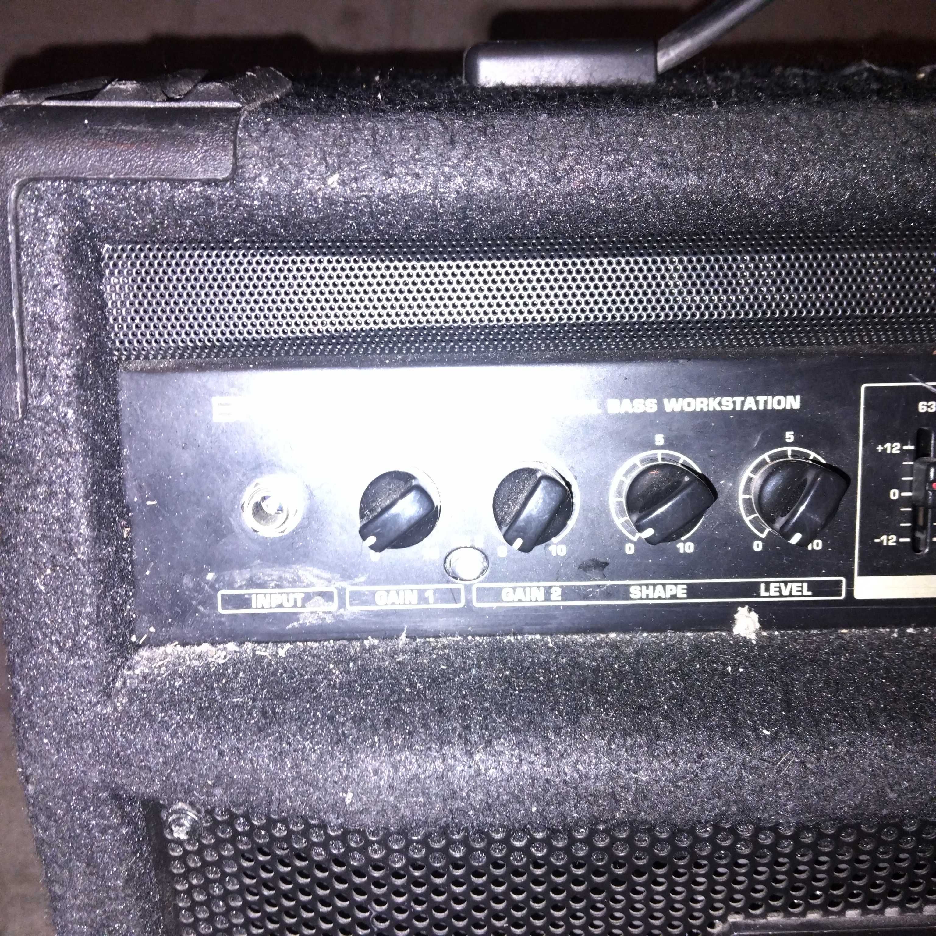 Wzmacniacz combo w gitarowe 300watt basowe behringer bxl 3000
