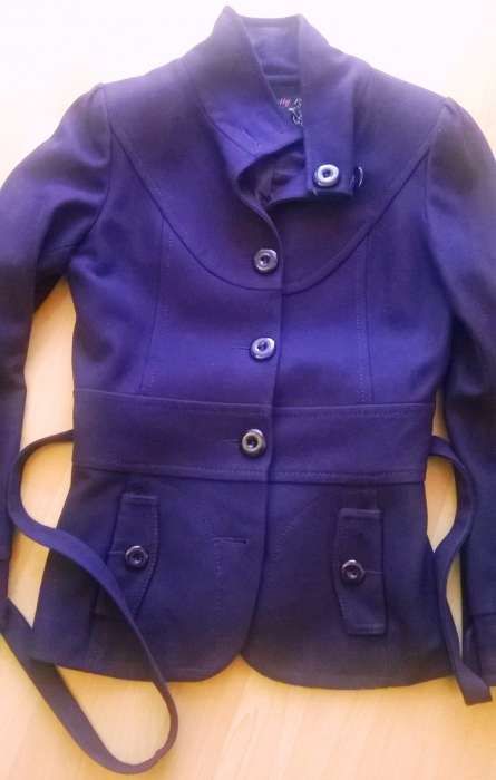 Elegancki krótki fioletowy płaszcz kurtka PRETTY GIRL 36/S IDEALNY