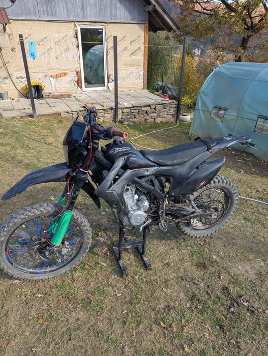 Продам мотоцикл.Exdrive crf 300