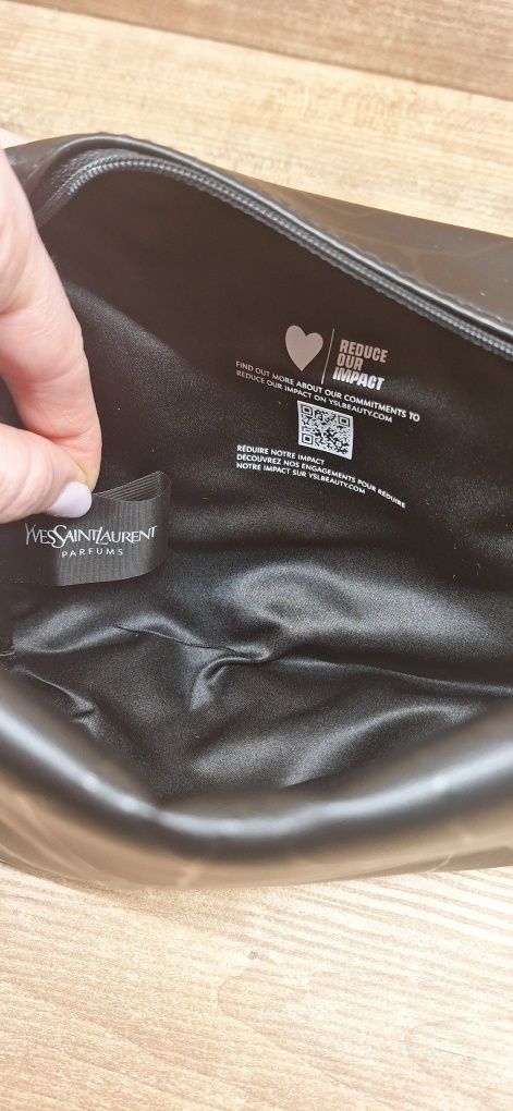 yves saint laurent kosmetyczka Nowa