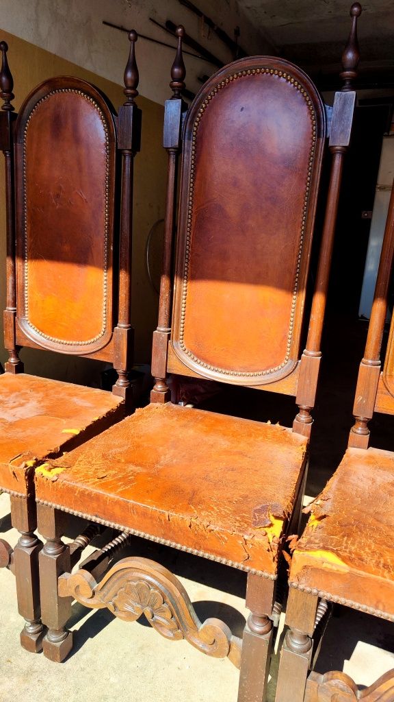 4 cadeiras madeira e pele para restauro