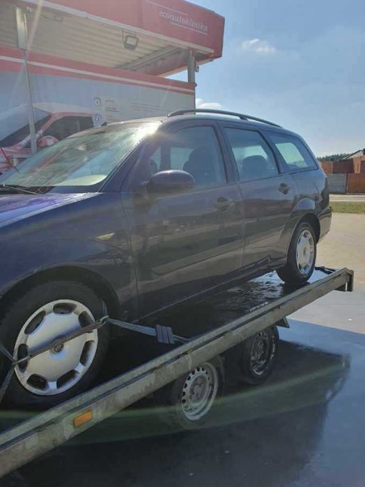 Ford Focus I kombi 1.8 diesel DI granatowy kod lakieru H8 na części