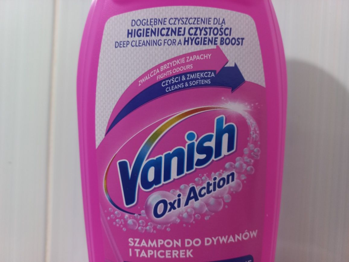 Плямовивідник рідкий для тканин Vanish Oxi Action, 500 мл