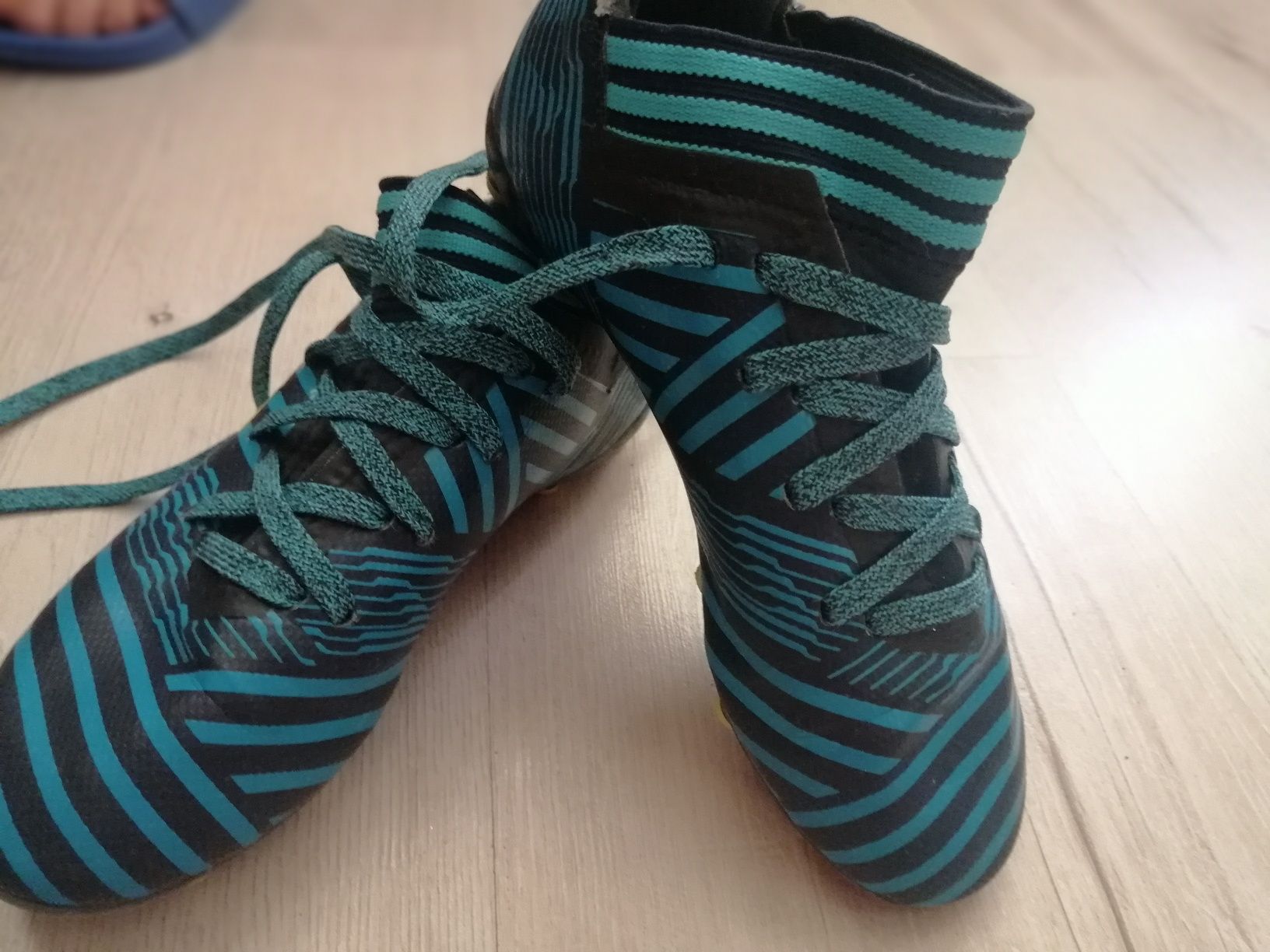 Бутсы Adidas бу отличное состояние