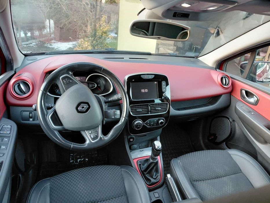 Sprzedam Renault Clio 2017,przebieg 129 tys.