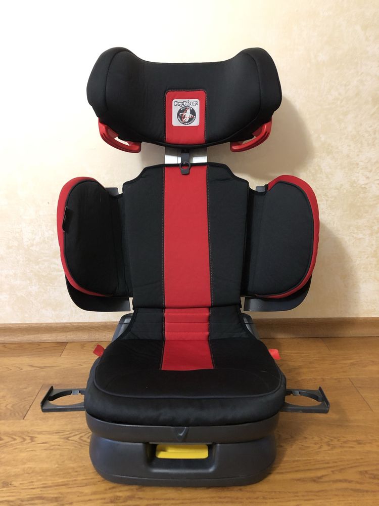 Автокрісло Peg Perego