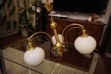 Lampa sufitowa retro – mosiądz, szkło mleczne