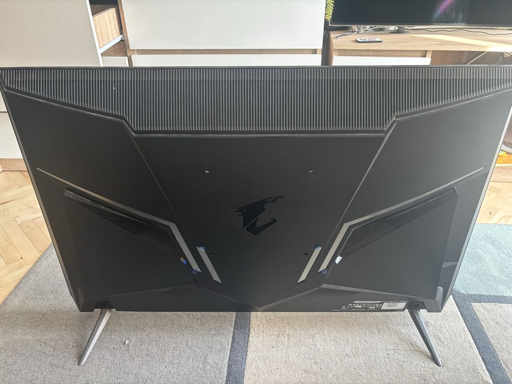 Monitor 43 cale 4k Aorus FV43U