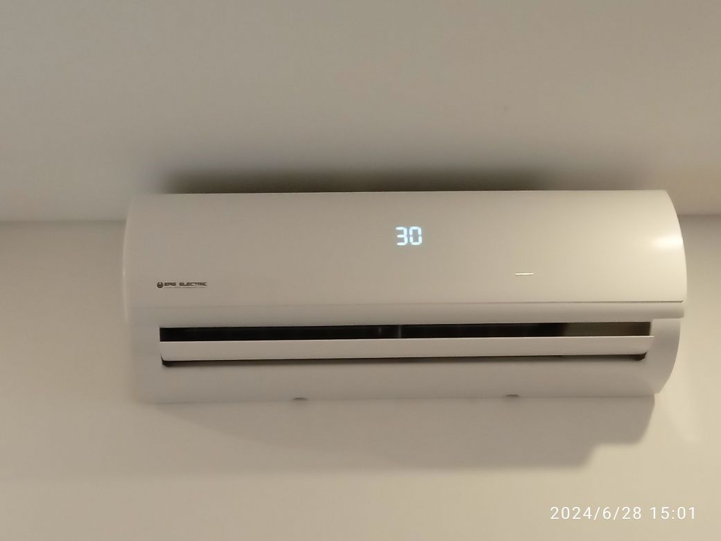 Técnico instalador de ar condicionados