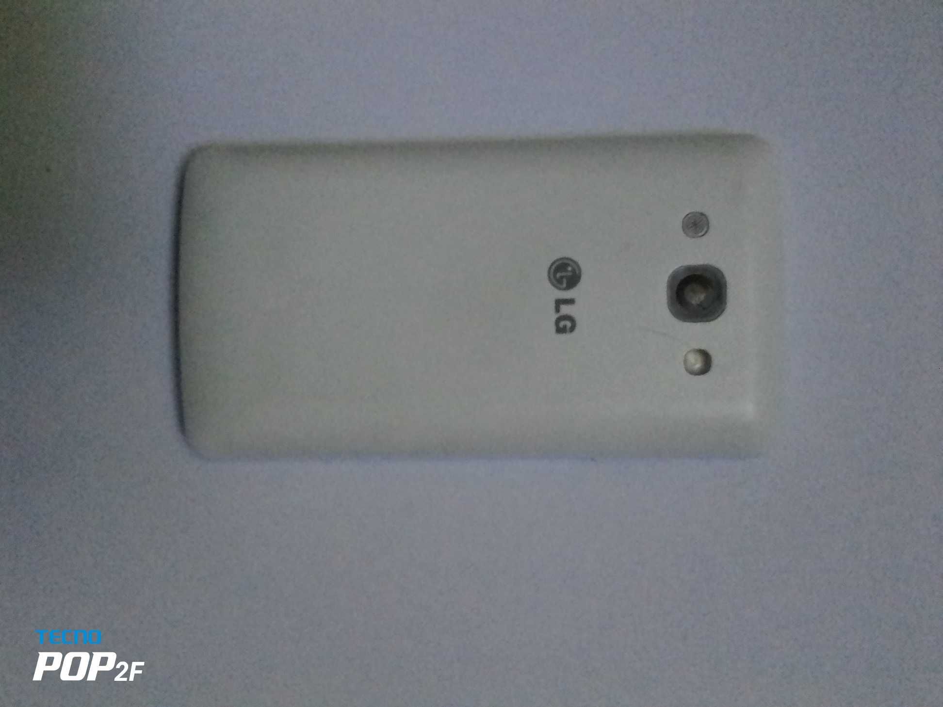 Телефон LG-135 сим карта 2х