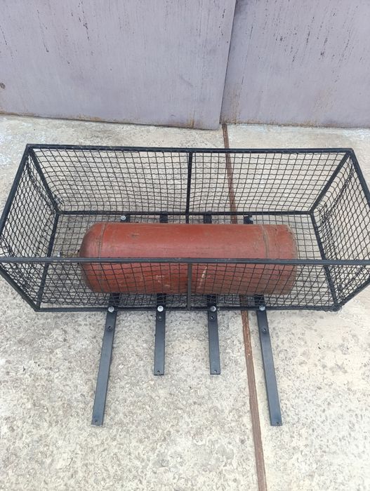 Продам Багажник, карзину на квадроцикл в гарному стані .