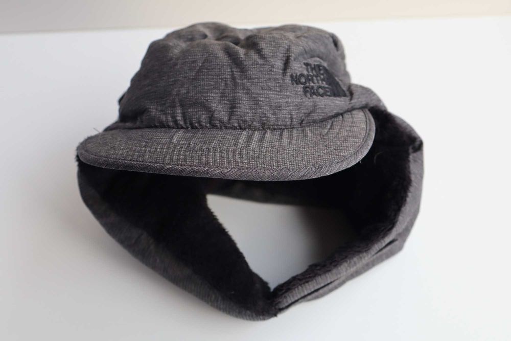 The North Face пухова шапка ушанка